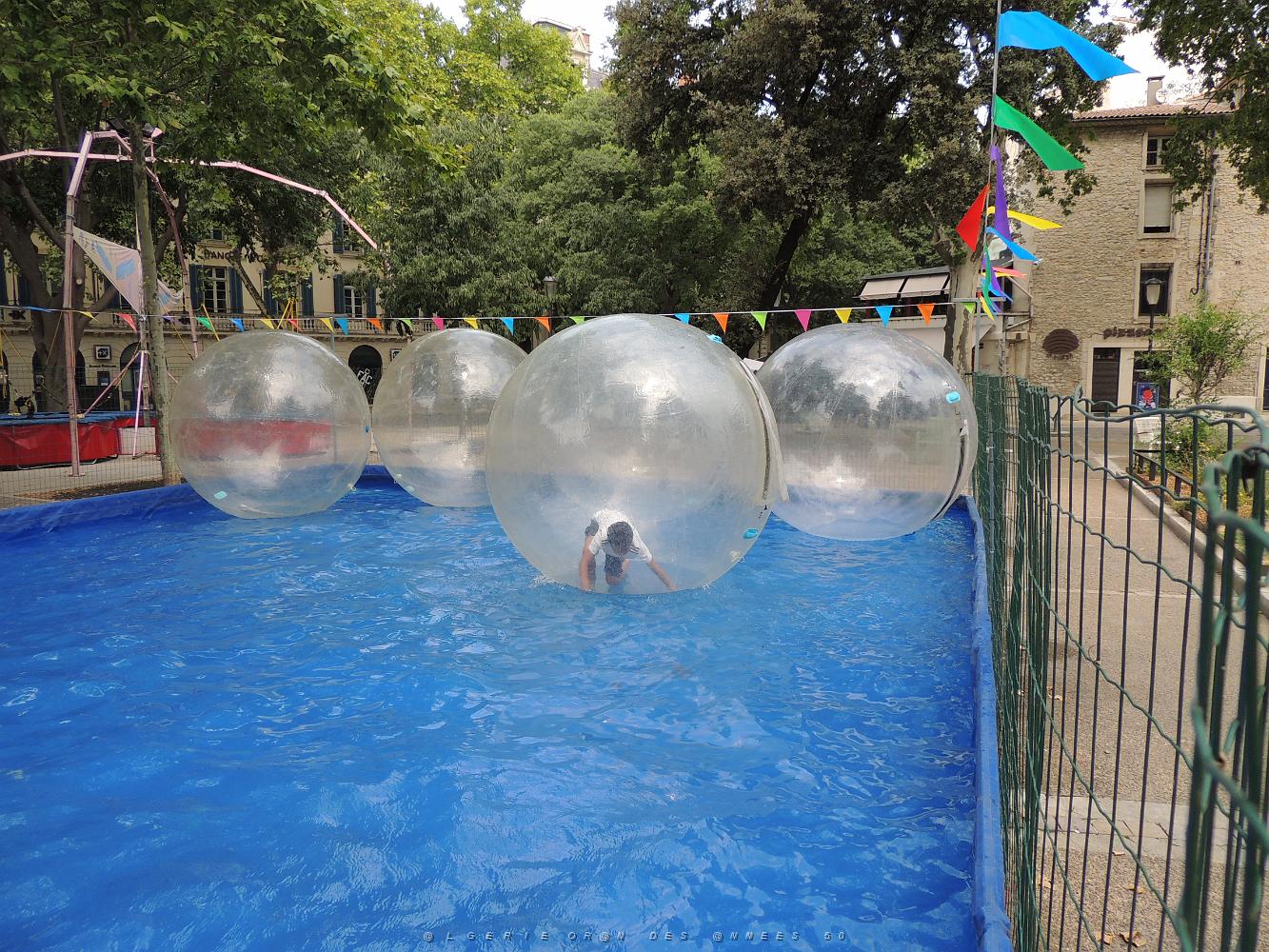 2022 07 UN AIR DE VACANCES LE 22 NIMES (36).JPG -           
